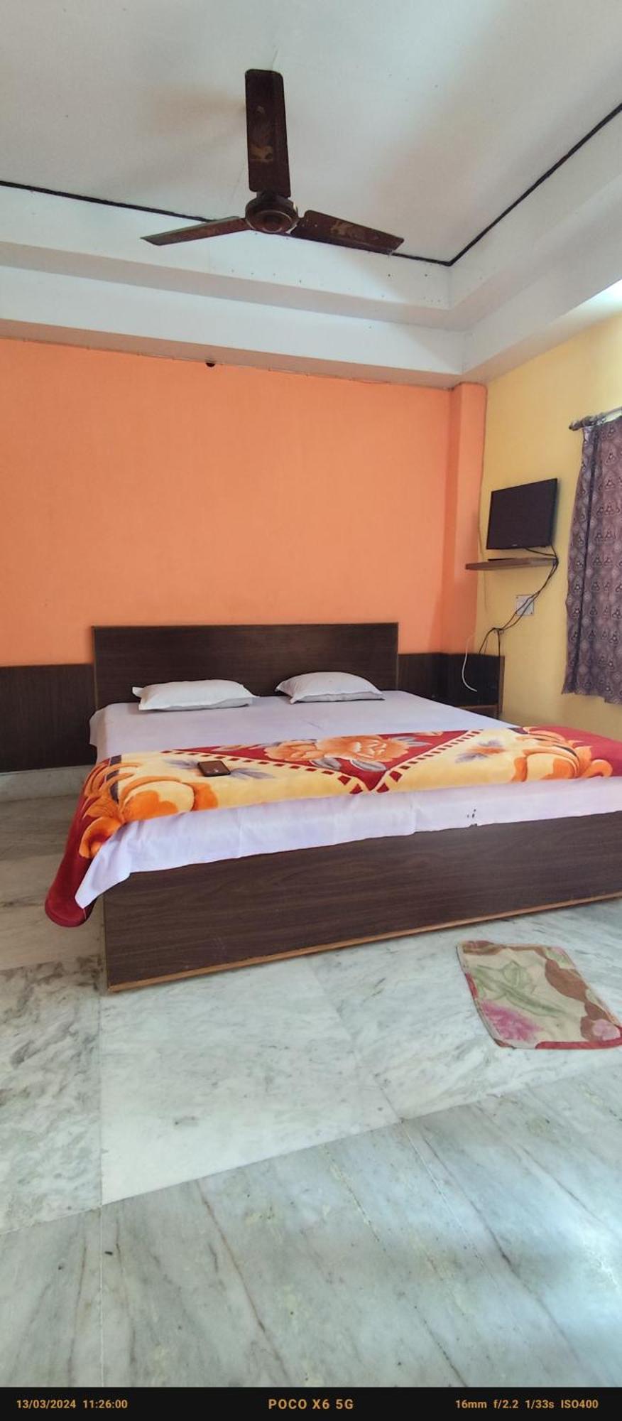 India Tours Only Ekanta Apan 호텔 Mathurakhanda 외부 사진