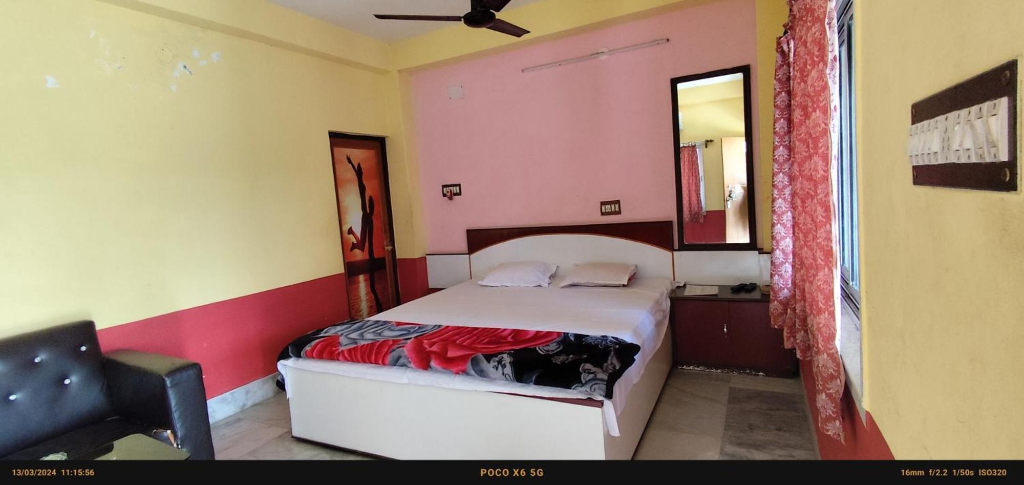 India Tours Only Ekanta Apan 호텔 Mathurakhanda 외부 사진